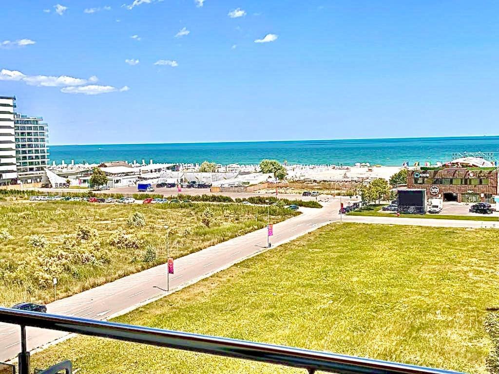 Marcony Boutique Apartments Mamaia Exterior photo