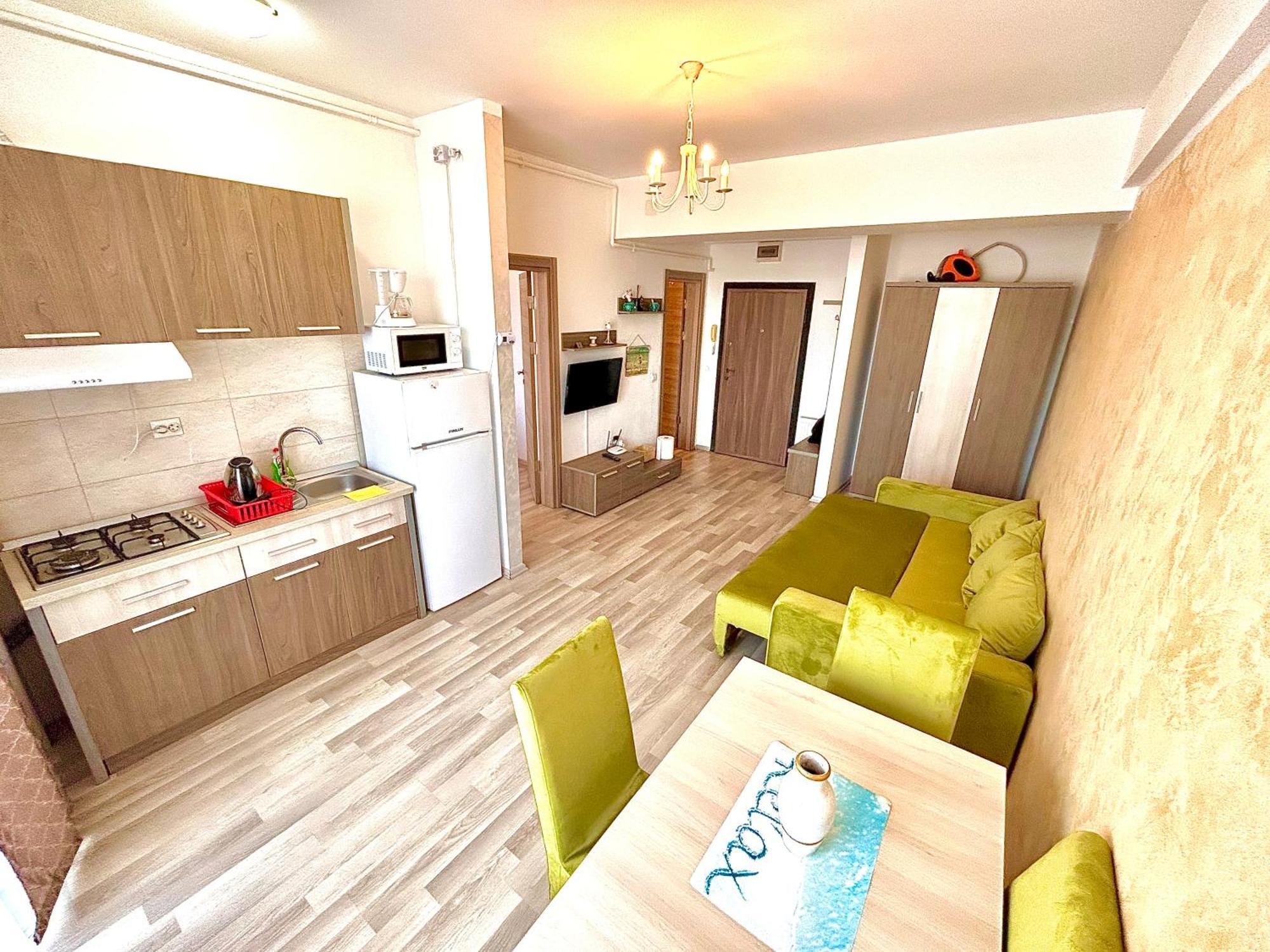 Marcony Boutique Apartments Mamaia Exterior photo