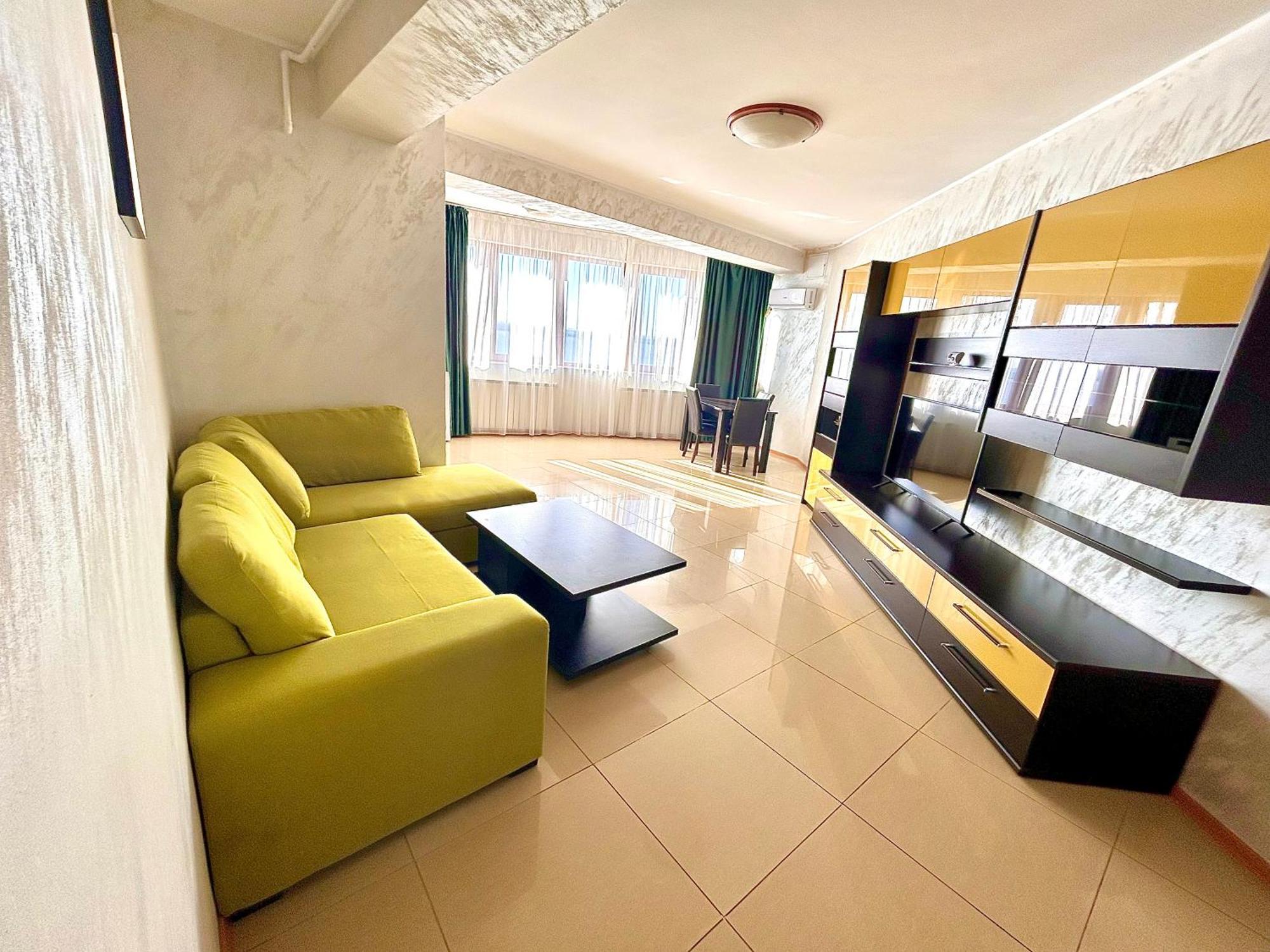 Marcony Boutique Apartments Mamaia Exterior photo